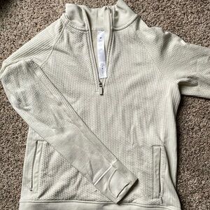 Lululemon quarter zip